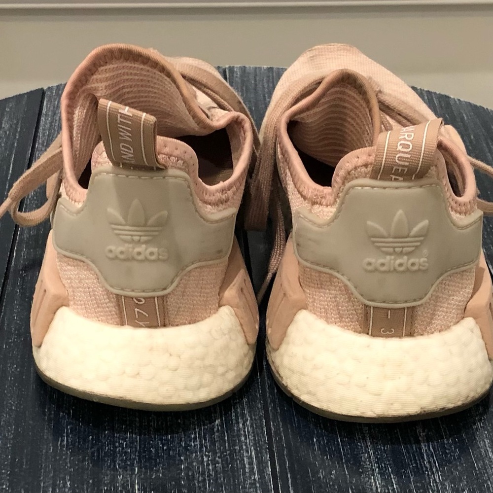 Ladies Adidas Boost Running Shoes - Picture 4 of 5